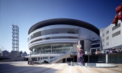 高雄市立體育館-高雄巨蛋